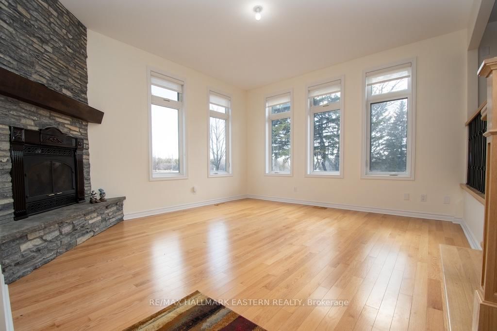 4782 Regional Rd 57 • Kawartha Lakes, ON photo 9