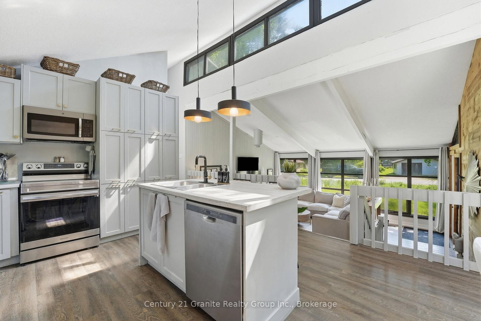 1012 Shetland Road • Minden Hills, ON photo 4