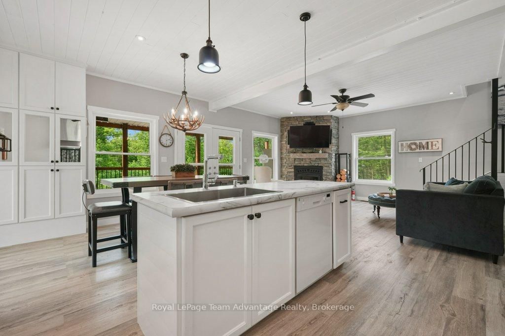 558 518 Highway • Seguin, ON photo 11