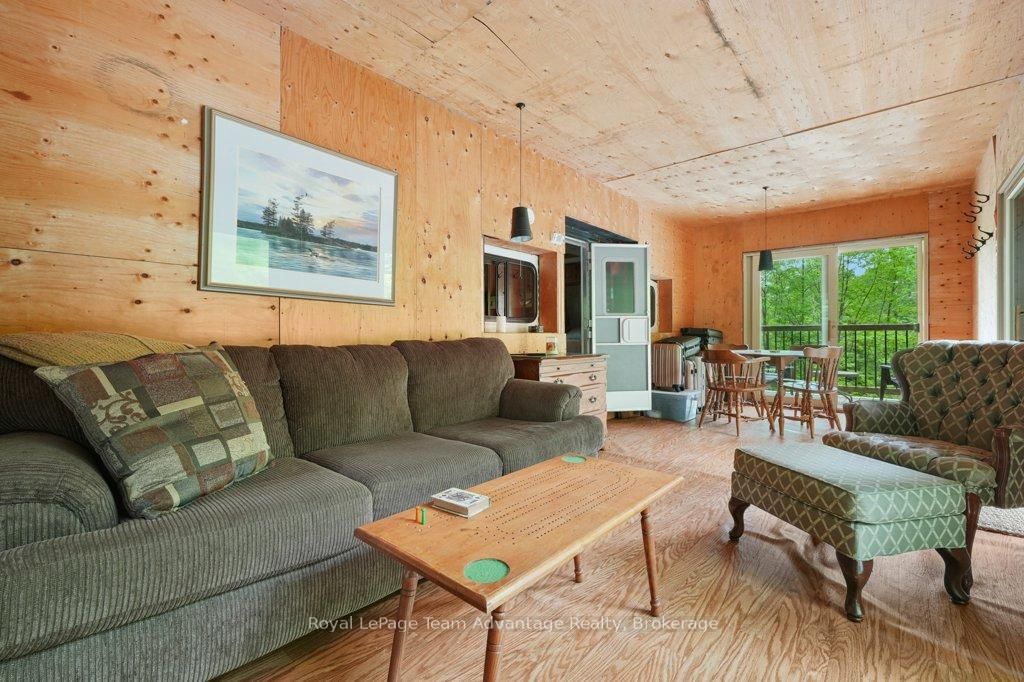 558 518 Highway • Seguin, ON photo 41