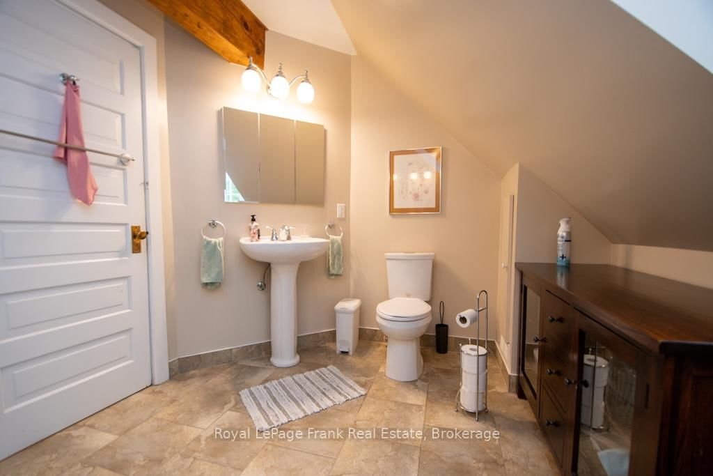 3719 County Rd 507 Road • Trent Lakes, ON photo 39