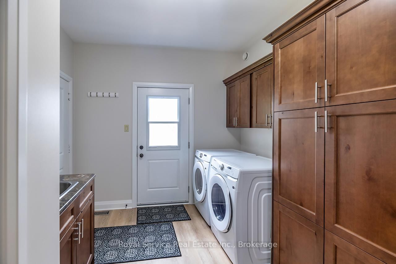 709 Carveth Drive • Cavan Monaghan, ON photo 25