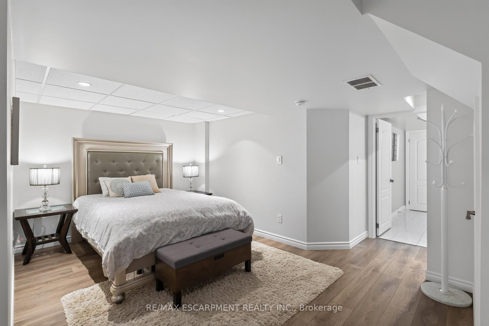 21 Summerberry Way • Hamilton, ON photo 39