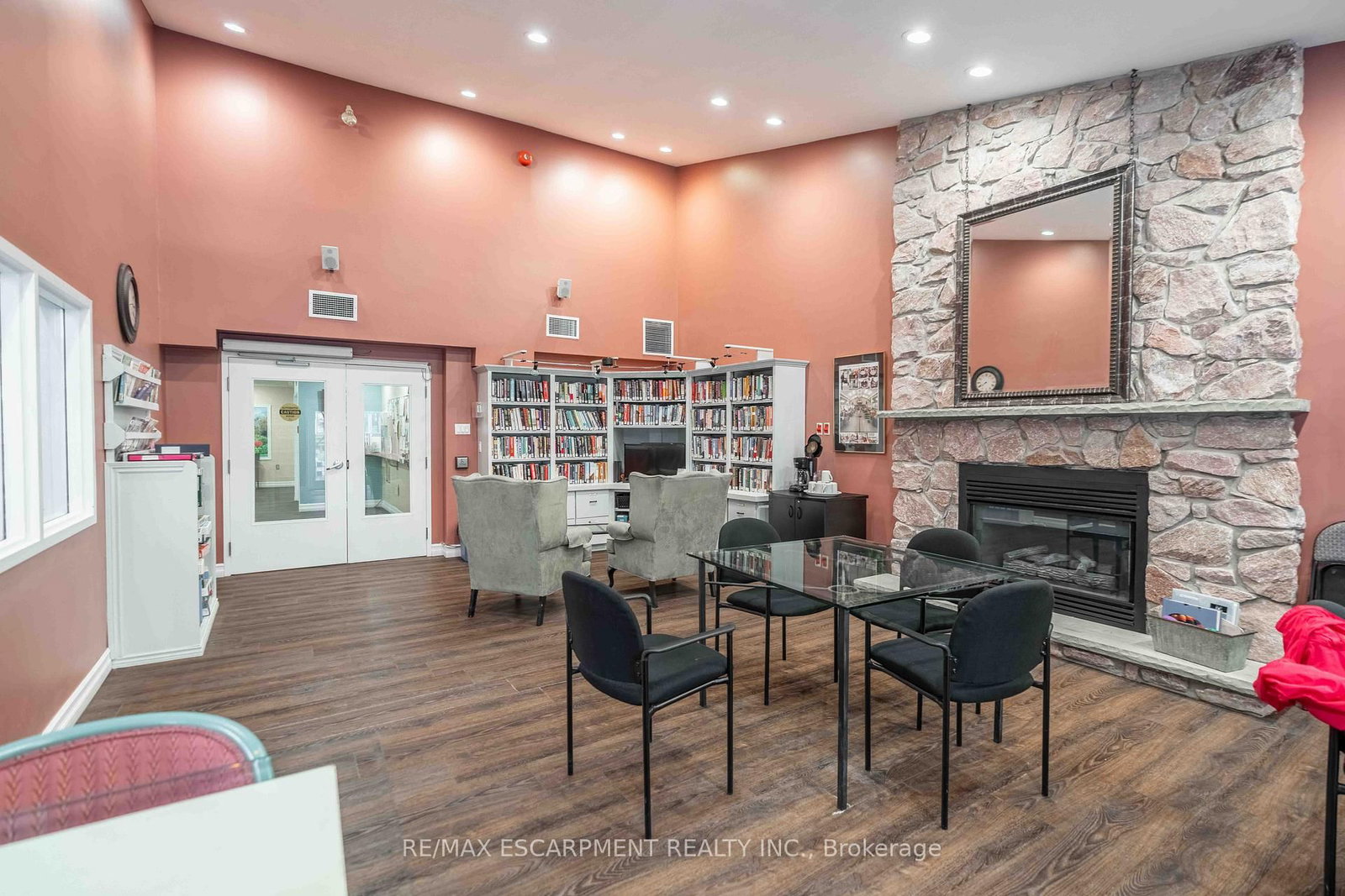 195 Silverbirch Boulevard • Hamilton, ON photo 44