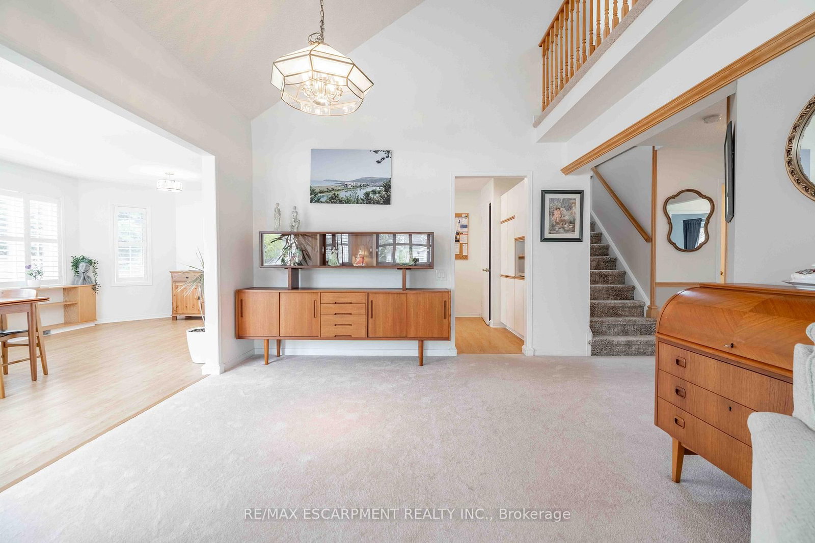 195 Silverbirch Boulevard • Hamilton, ON photo 9