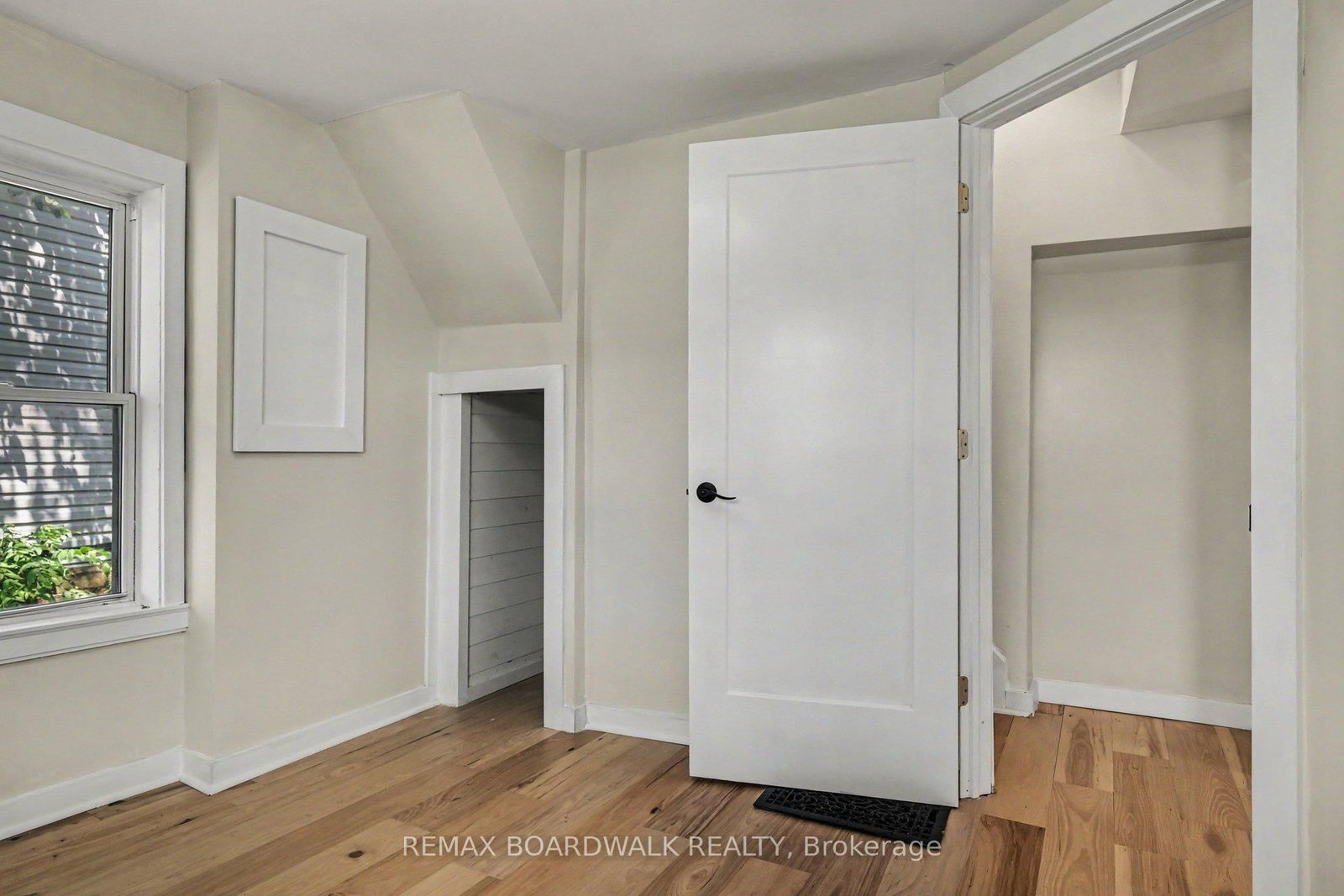 11 S Abbott Street • Smiths Falls, ON photo 16