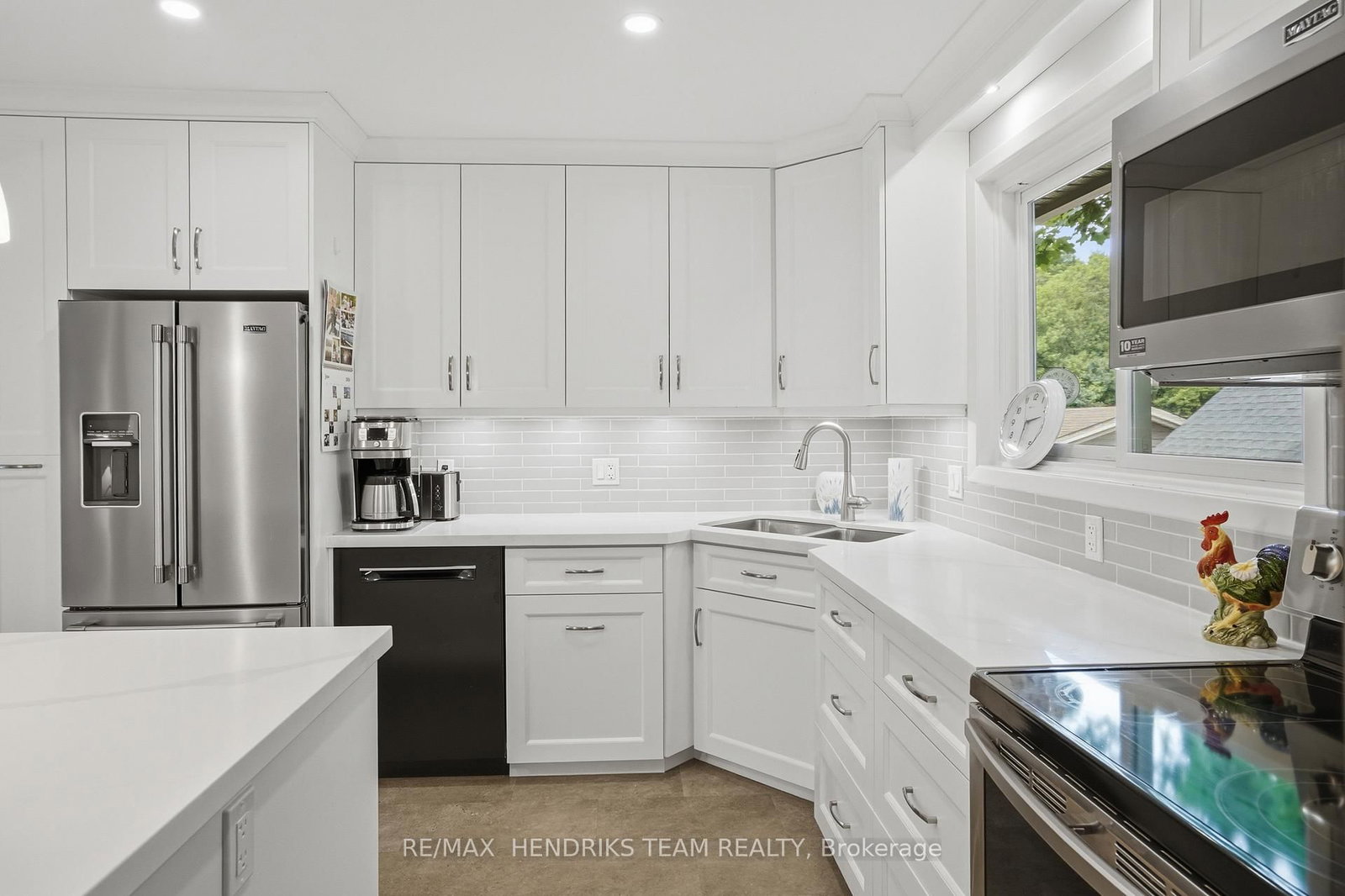 8 Tudor Gate Place • St. Catharines, ON photo 10