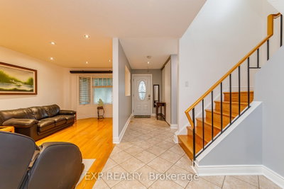 1237 Cedarcroft Crescent • Ottawa, ON photo 8