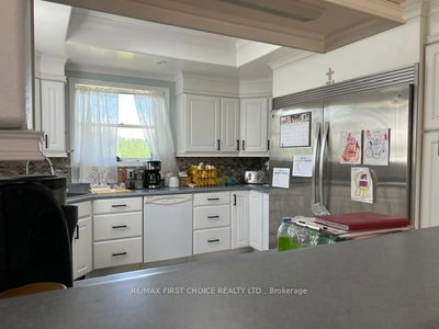 7431 Hwy 621 — more photos