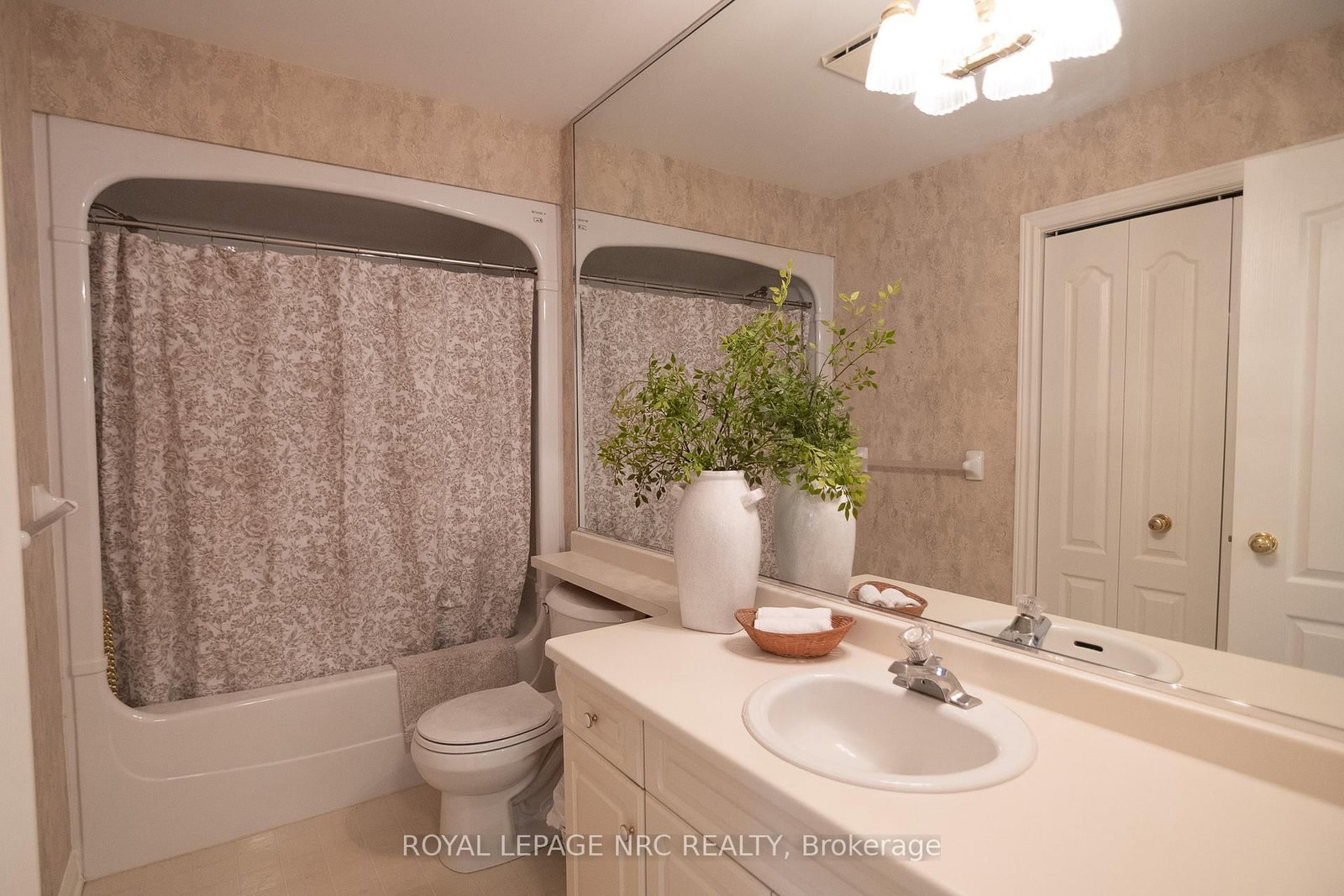 4667 Portage Road • #6 • Niagara Falls, ON photo 15