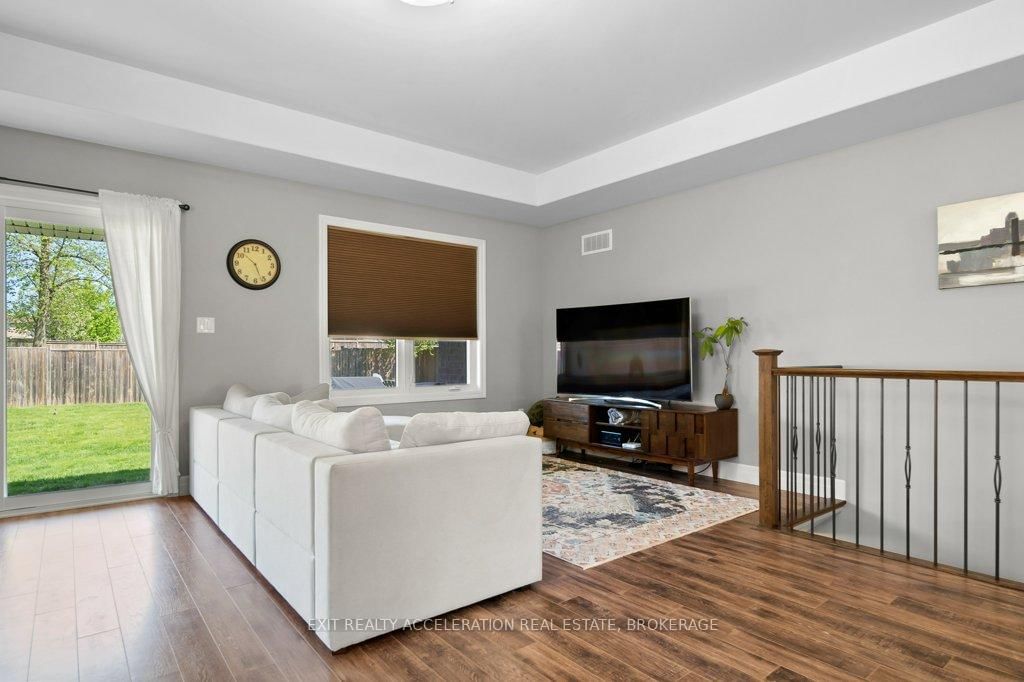 92 Hartwood Crescent • Greater Napanee, ON photo 11