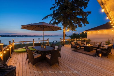 1161 Connaught Drive — photo 3