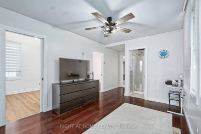 10 Pegler Street • London East, ON photo 8