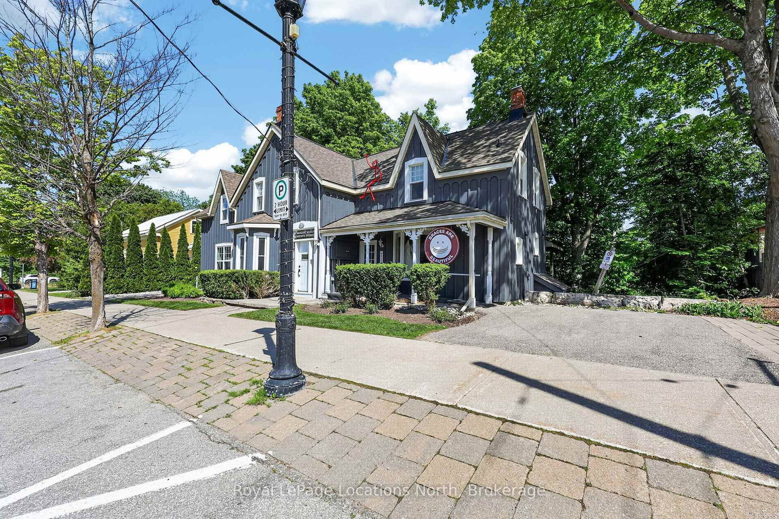 21 N Bruce Street • Blue Mountains, ON photo 2