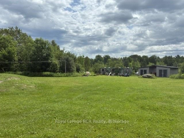382162 Concession 17 Road E • Georgian Bluffs, ON photo 9