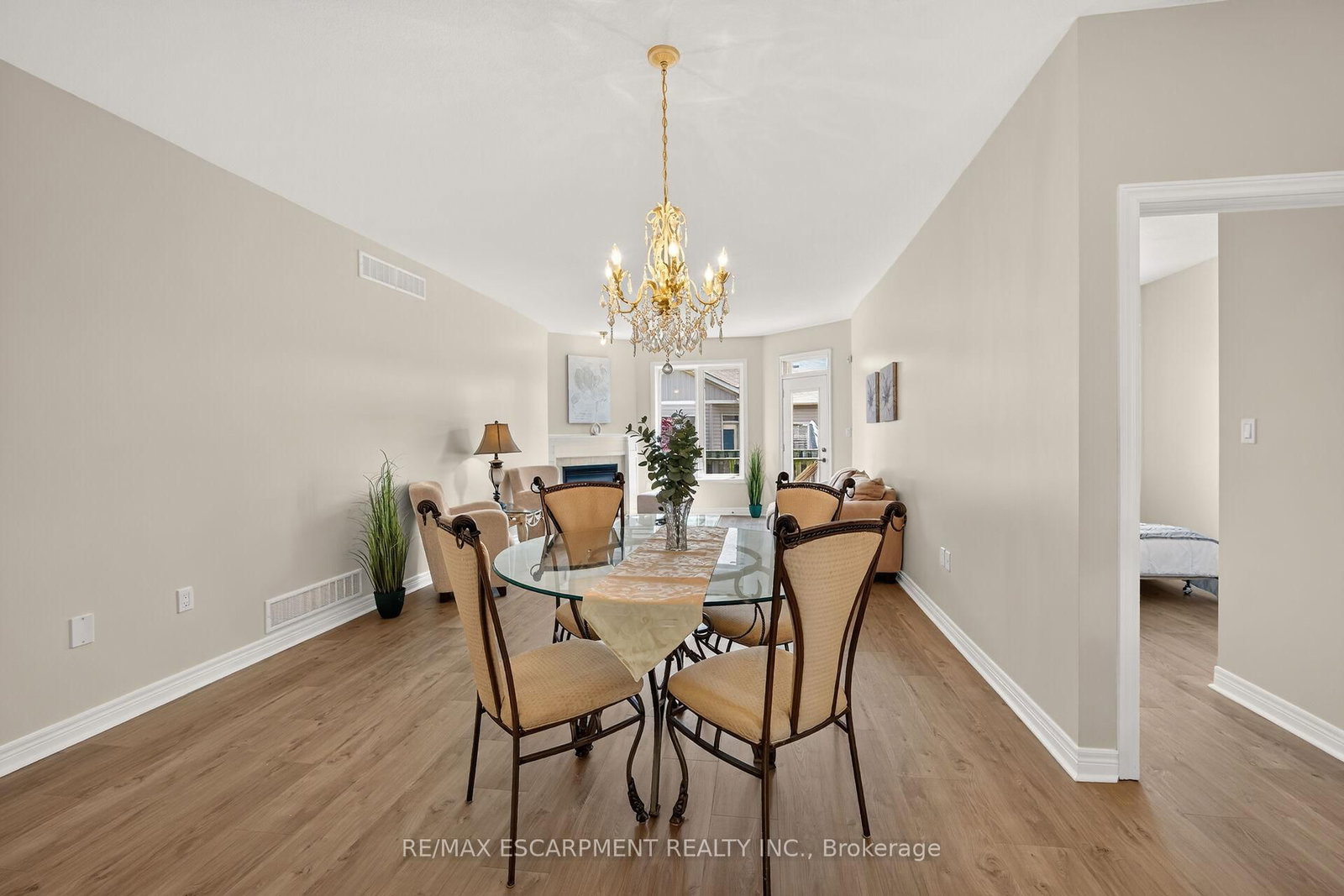 14 Ecker Lane • Hamilton, ON photo 15