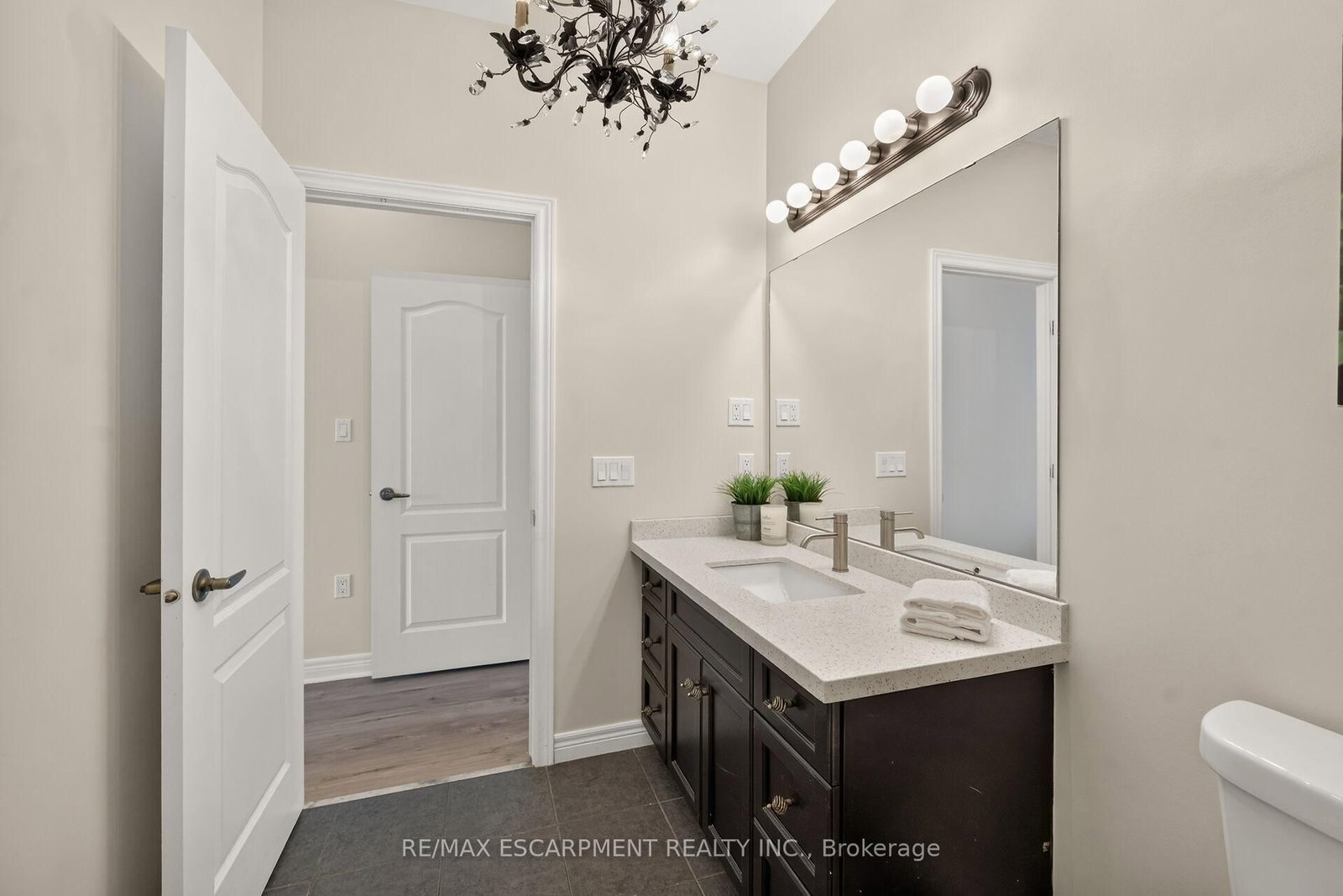 14 Ecker Lane • Hamilton, ON photo 28
