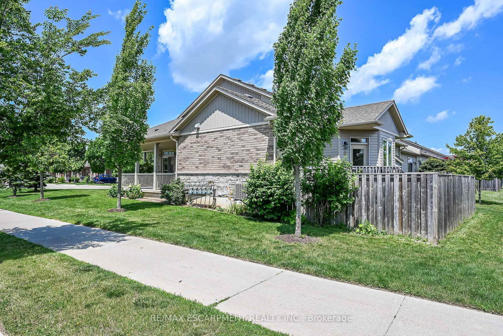 14 Ecker Lane • Hamilton, ON photo 44