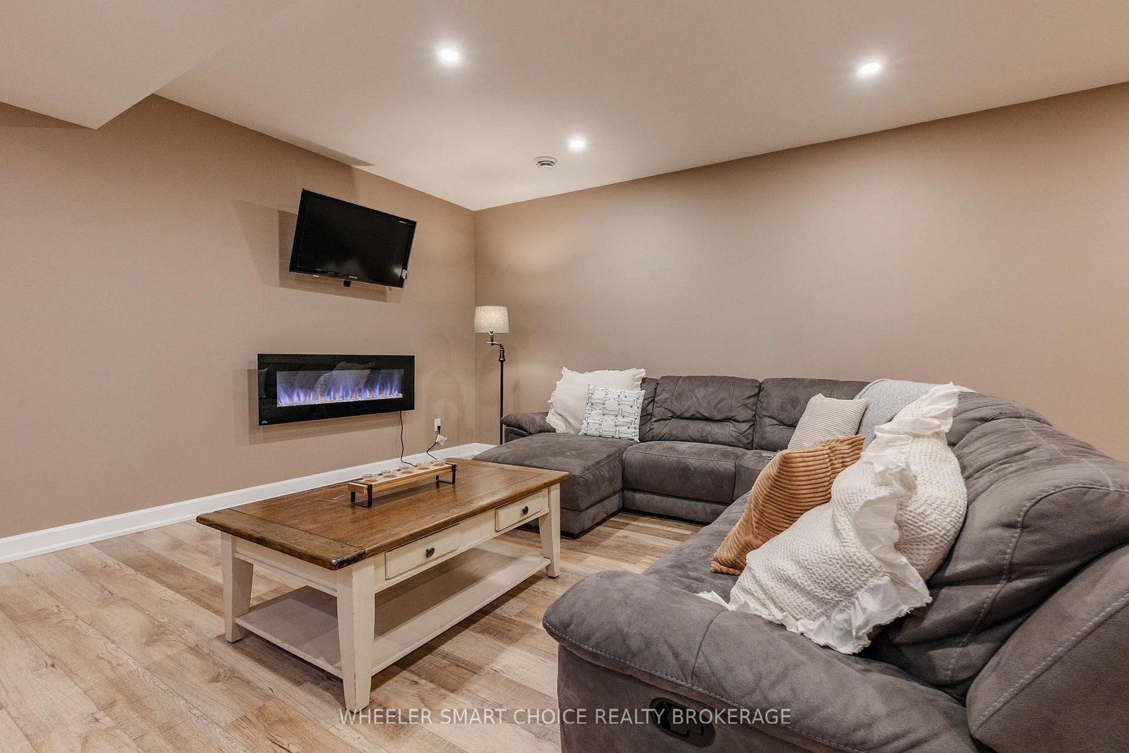 16040 COUNTY RD18 Road • South Stormont, ON photo 39