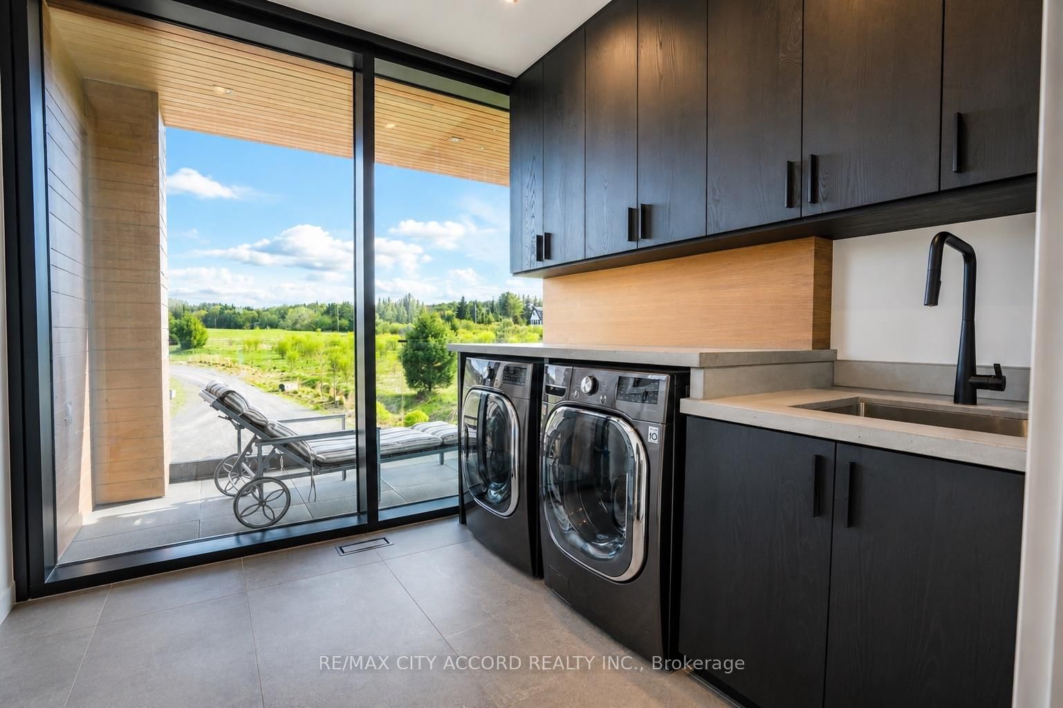 23 Europe Lane • Huntsville, ON photo 34