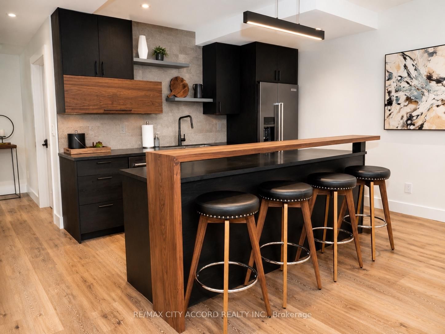 23 Europe Lane • Huntsville, ON photo 36