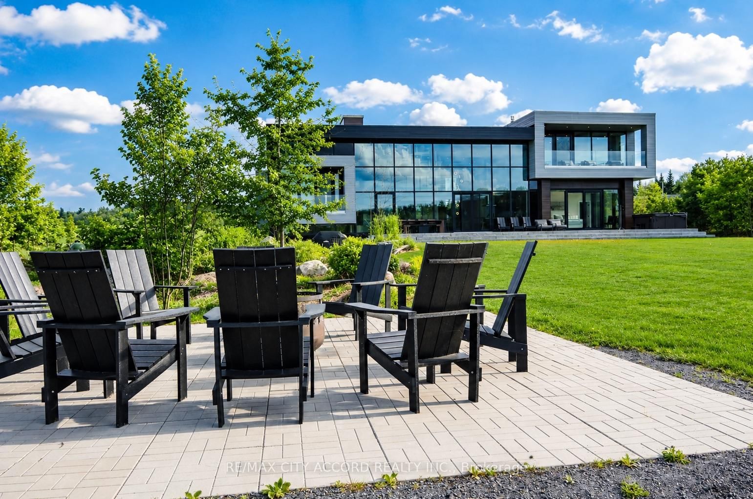 23 Europe Lane • Huntsville, ON photo 42