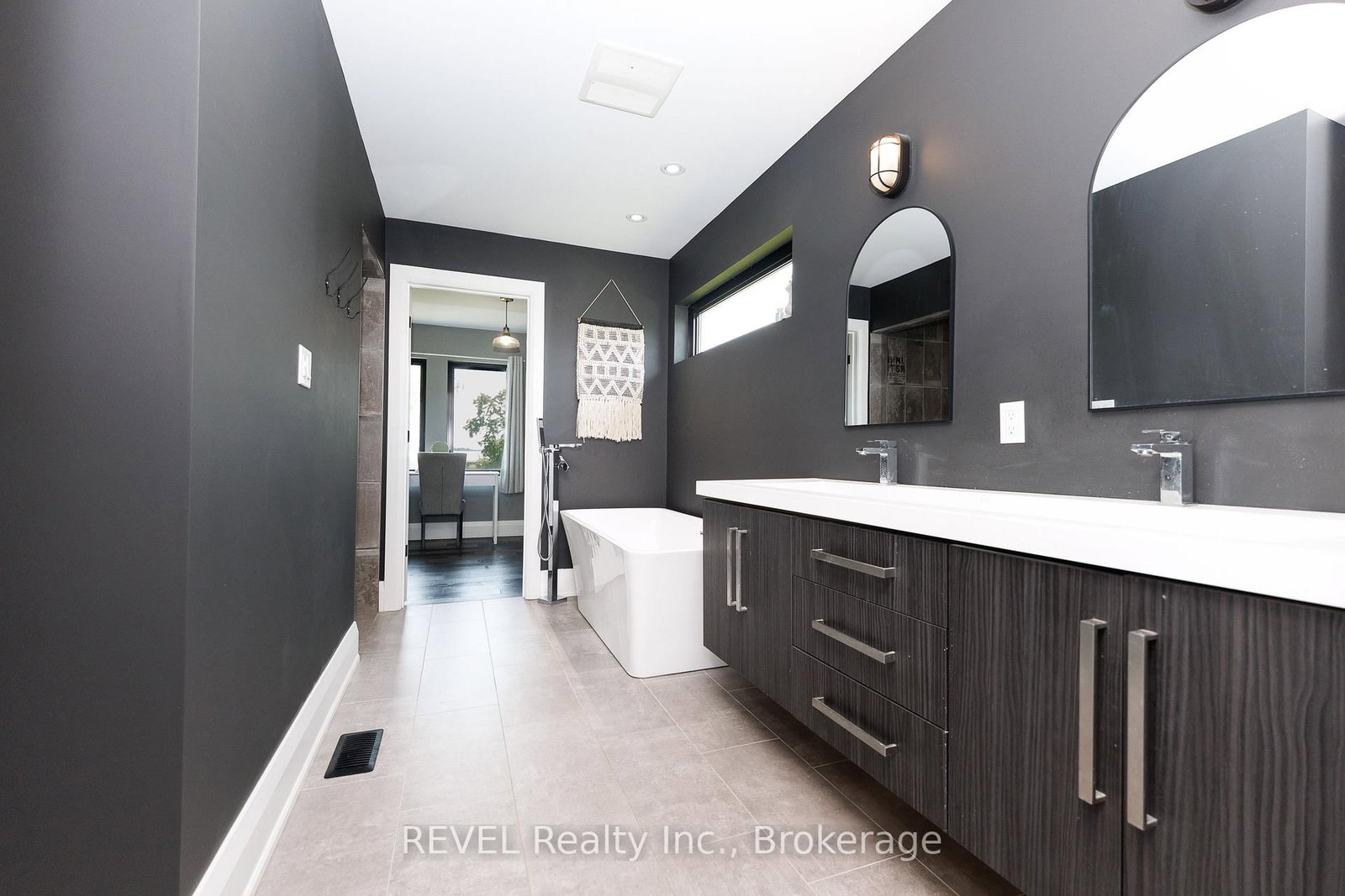 1009 Canboro Road • Pelham, ON photo 27