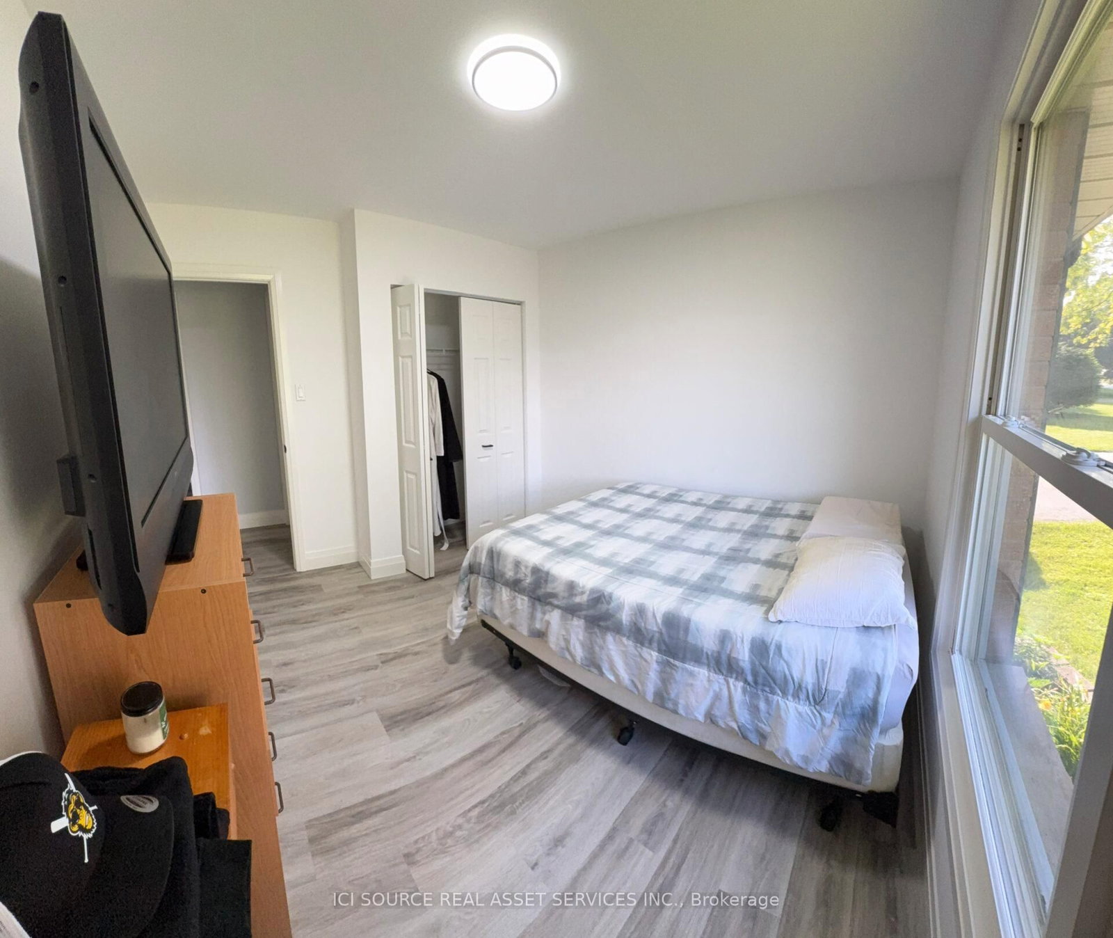230 Minnie Street • Thames Centre, ON photo 5