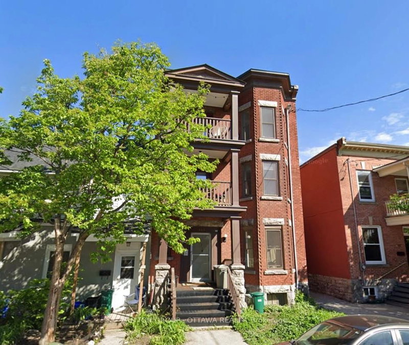 home for lease on 2A-149 St Andrew Street
