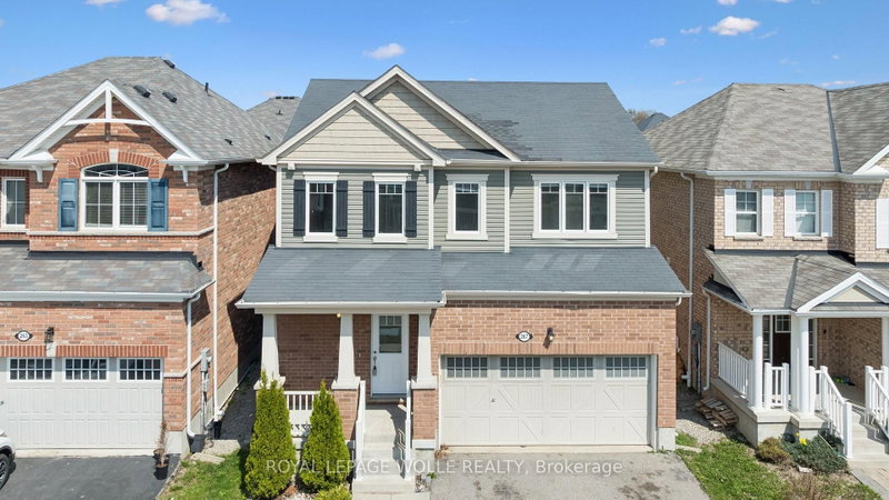267 Grovehill Crescent