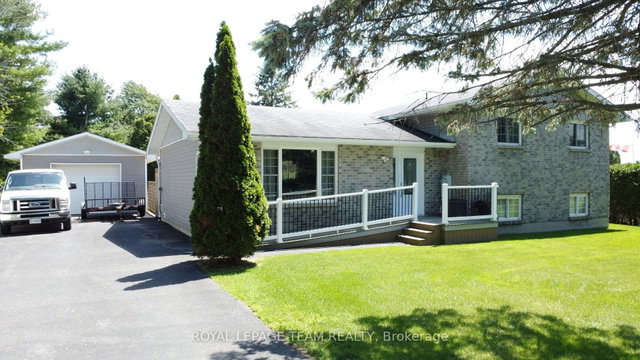 12078 Lakeshore Drive E E