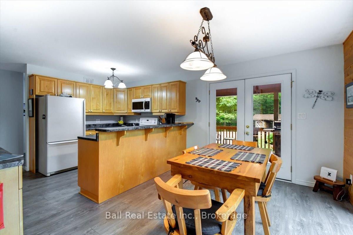 240 Stringer Drive • Bancroft, ON photo 31