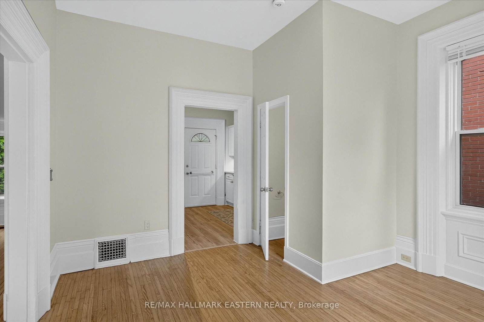 475 N Aylmer Street • Peterborough, ON photo 11