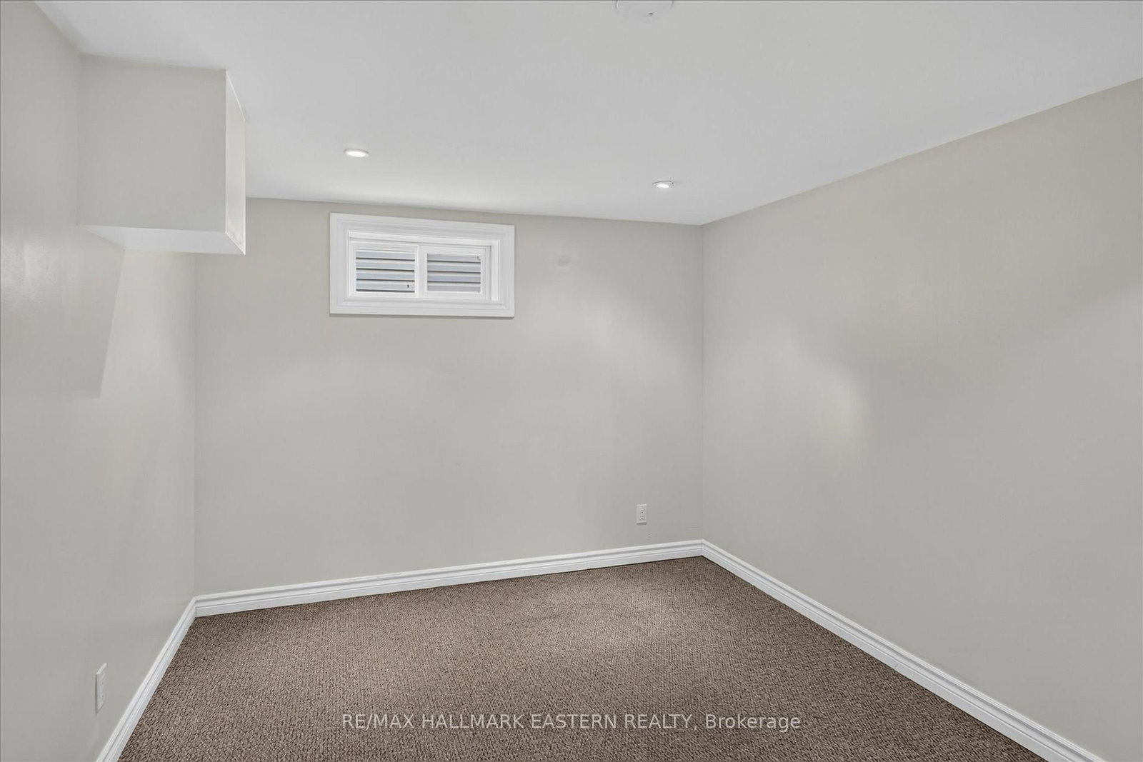 475 N Aylmer Street • Peterborough, ON photo 38