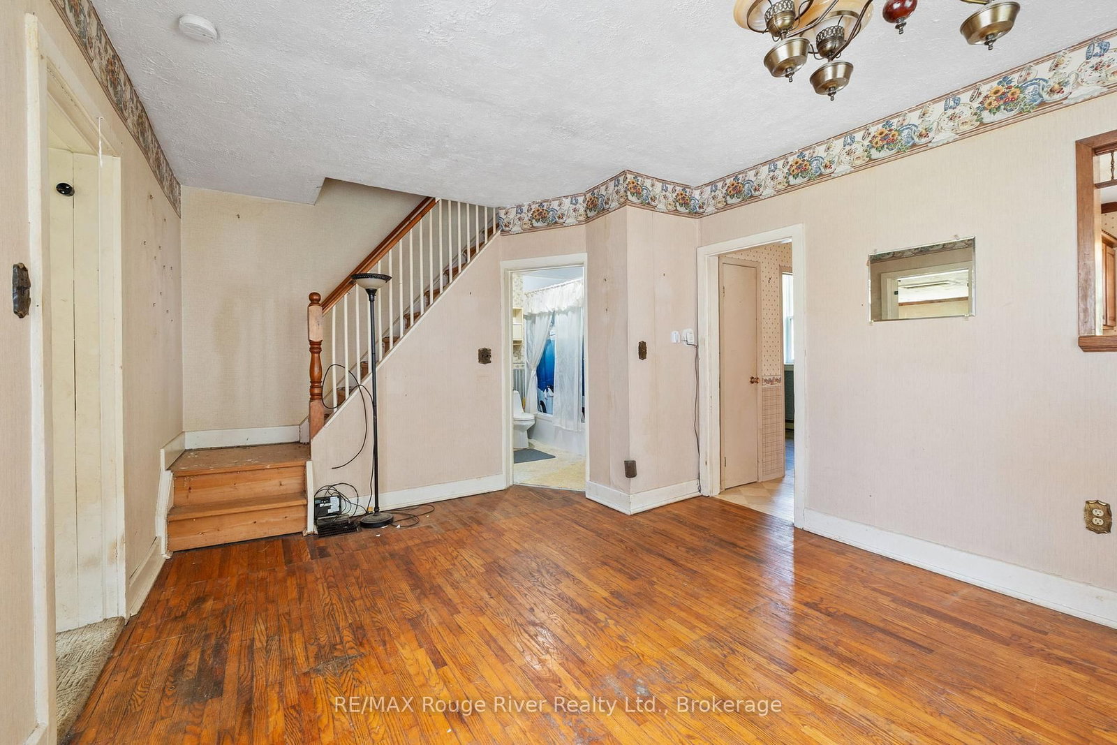 7725 Mill Street • Port Hope, ON photo 12