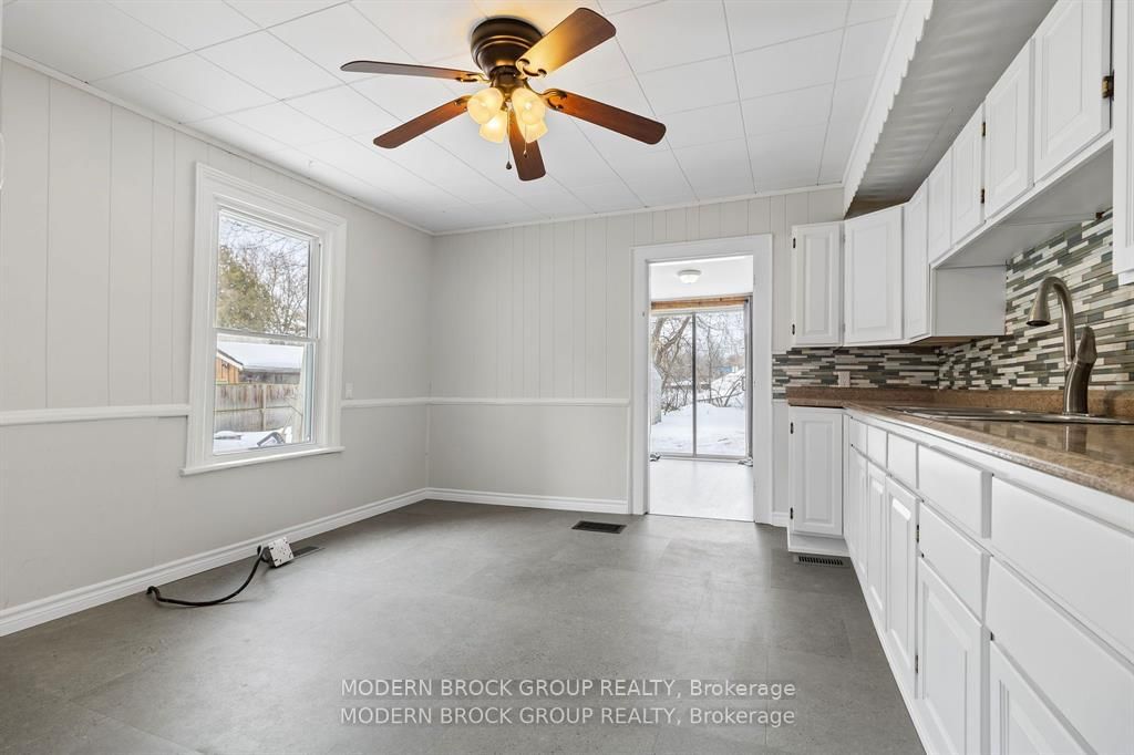 96 Brock Street • Brockville, ON photo 12