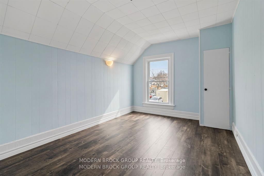 96 Brock Street • Brockville, ON photo 24