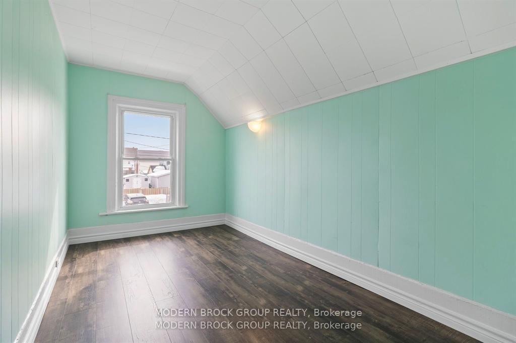 96 Brock Street • Brockville, ON photo 26