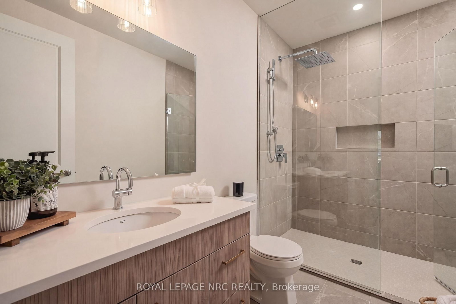 586 Seneca Drive • #70 C • Fort Erie, ON photo 21