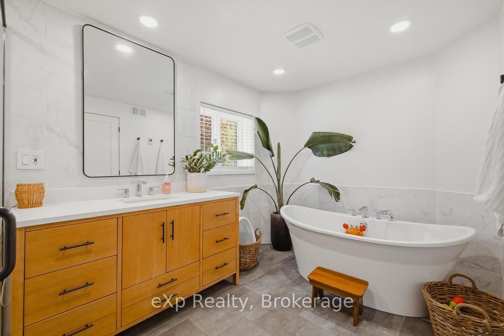 40481 HOWICK-TURNBERRY Road • Morris Turnberry, ON photo 25