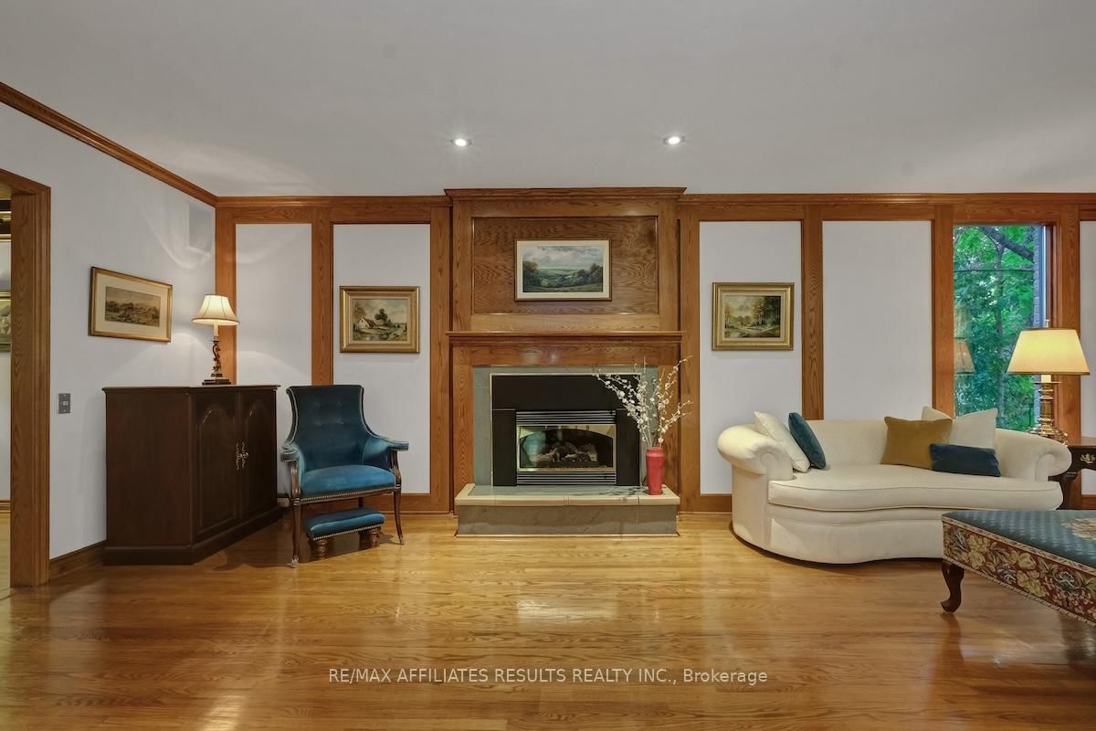 30 Pentland Crescent • Ottawa, ON photo 9