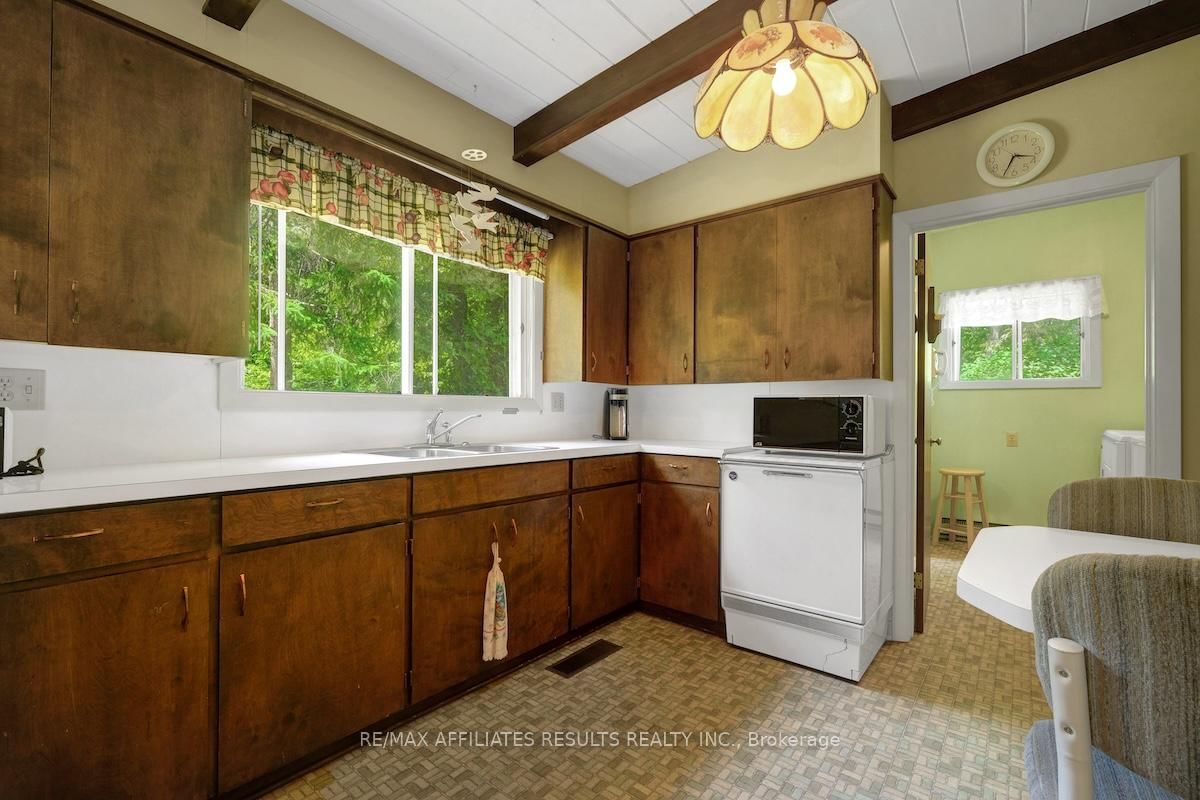 2130 B River Road • Braeside, ON photo 14