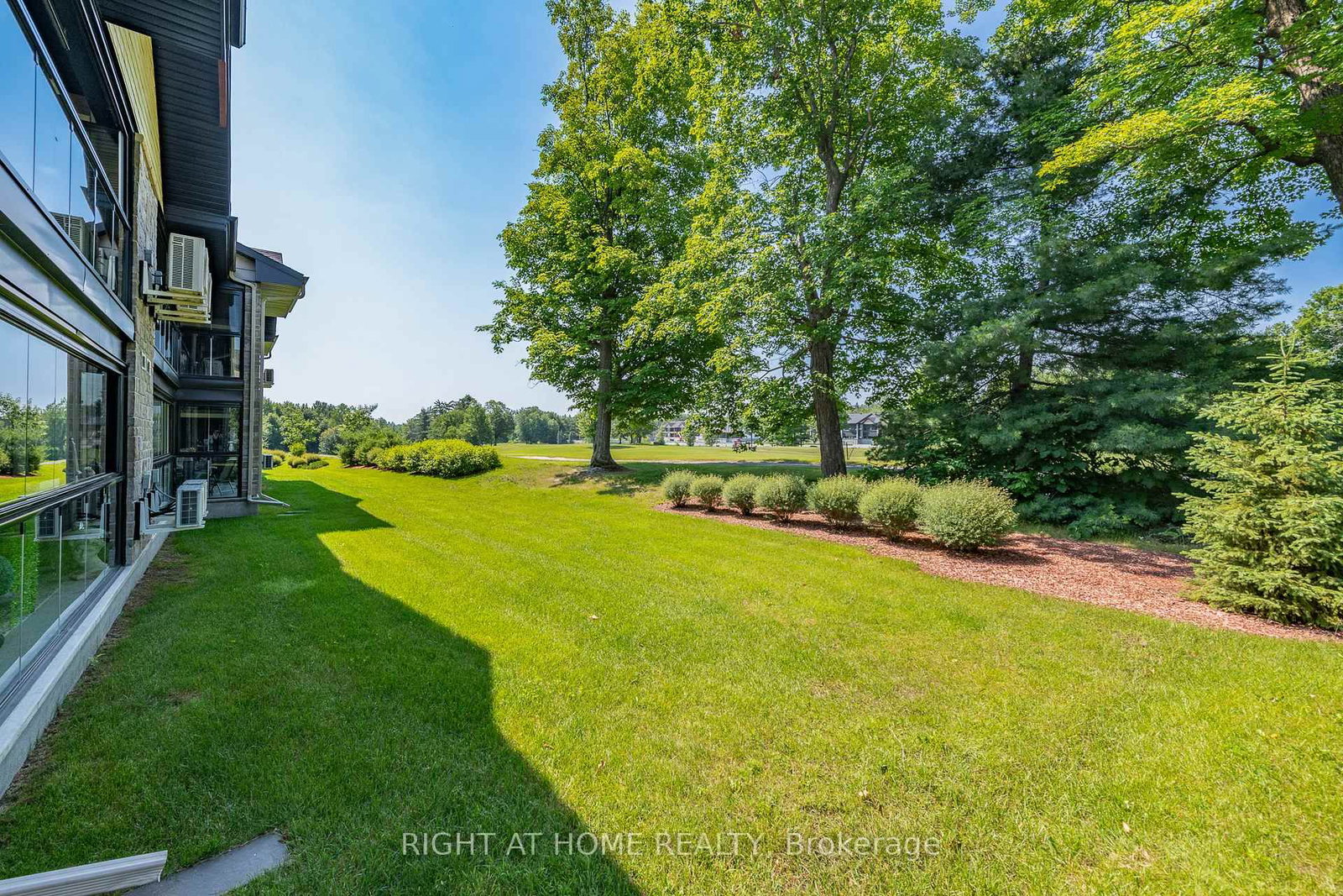 308 Masters Lane • #296 • Clarence-Rockland, ON photo 38
