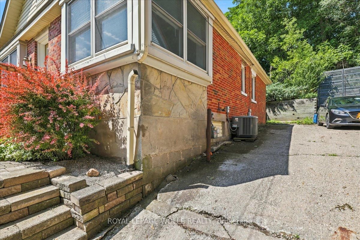 22 Ramore Street • Cambridge, ON photo 39