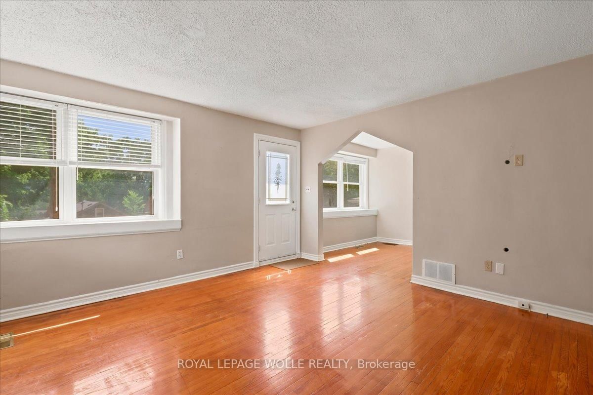 22 Ramore Street • Cambridge, ON photo 4