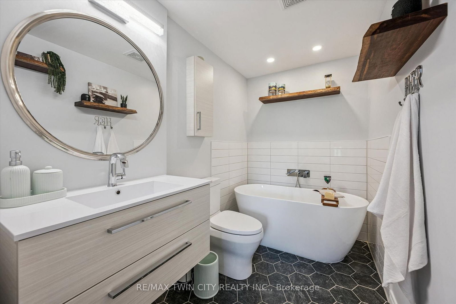 30 Bryan Court • #27 • Kitchener, ON photo 19