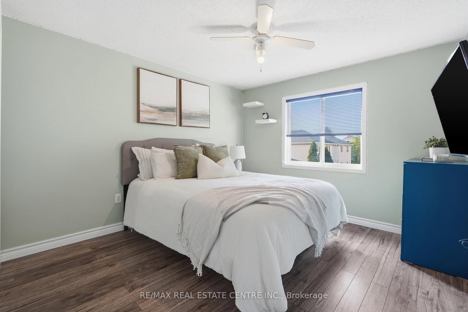 128 Houghton Street • Cambridge, ON photo 30