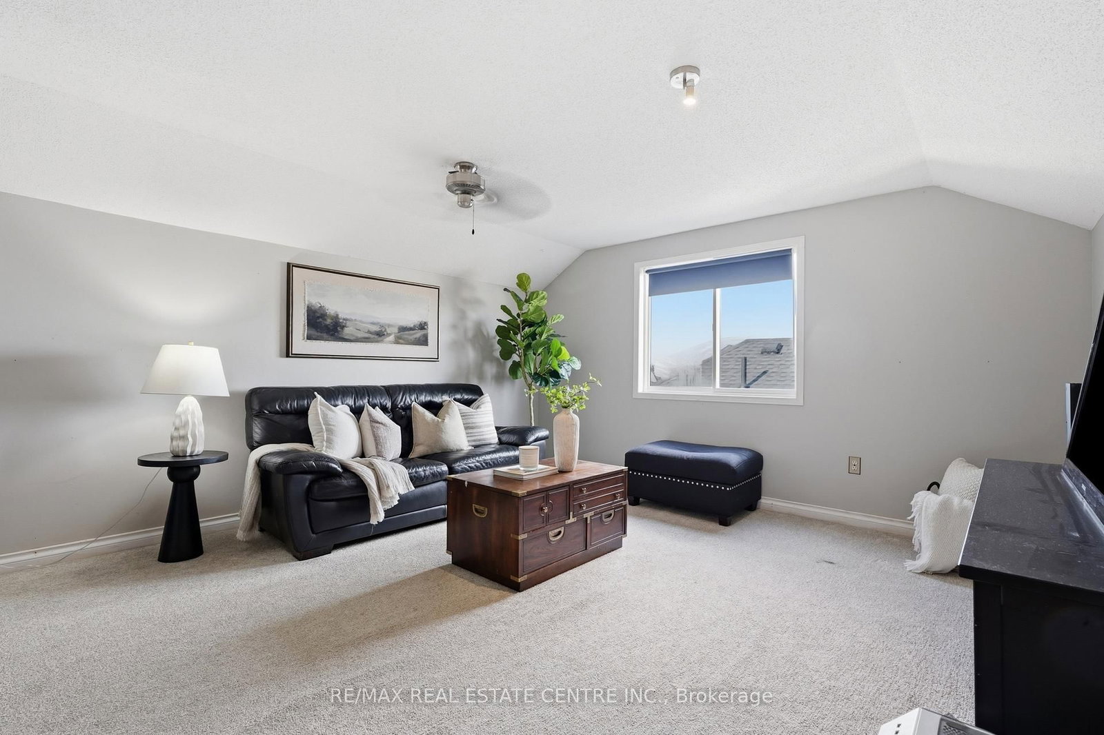 128 Houghton Street • Cambridge, ON photo 33