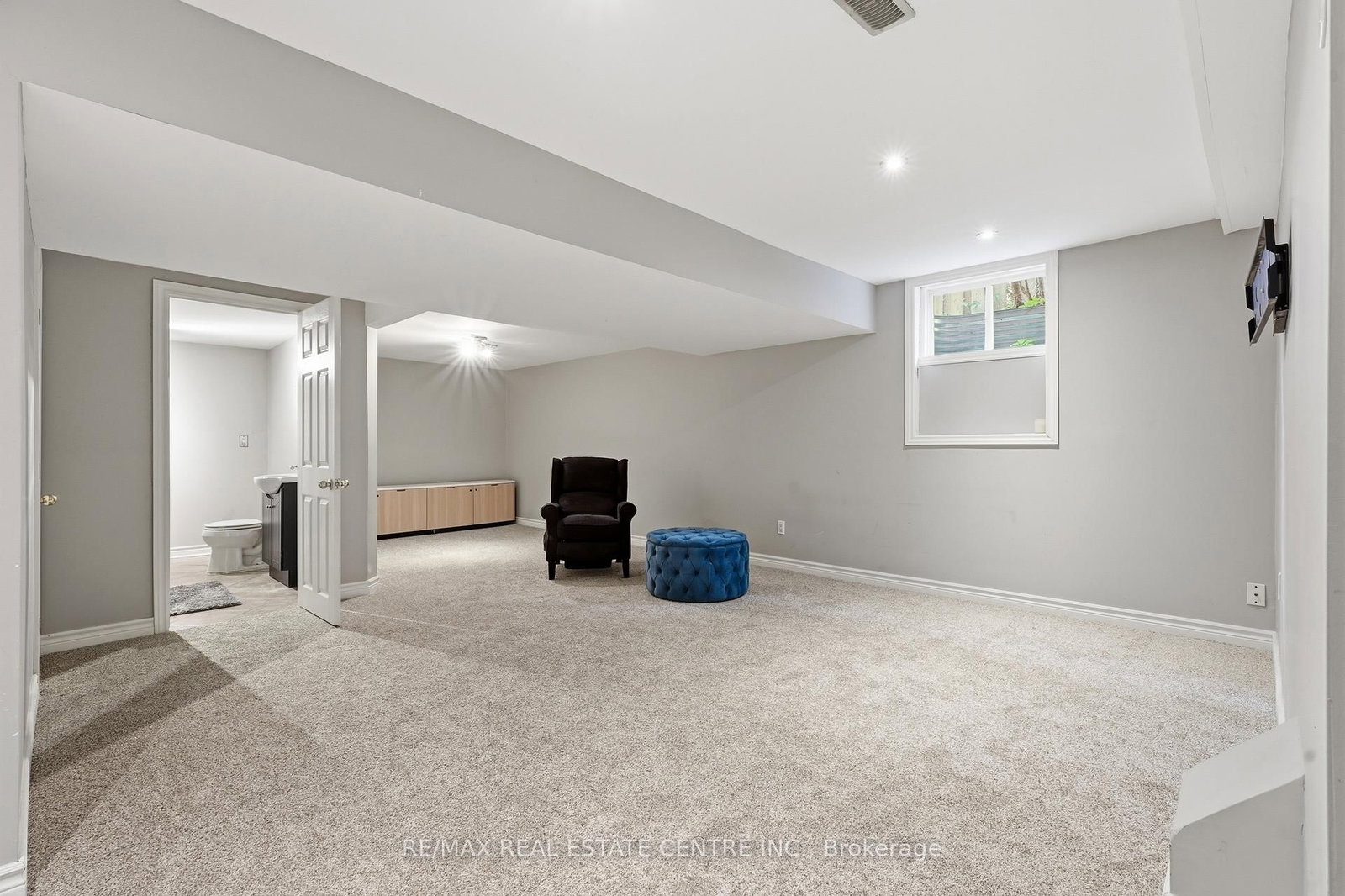 128 Houghton Street • Cambridge, ON photo 37