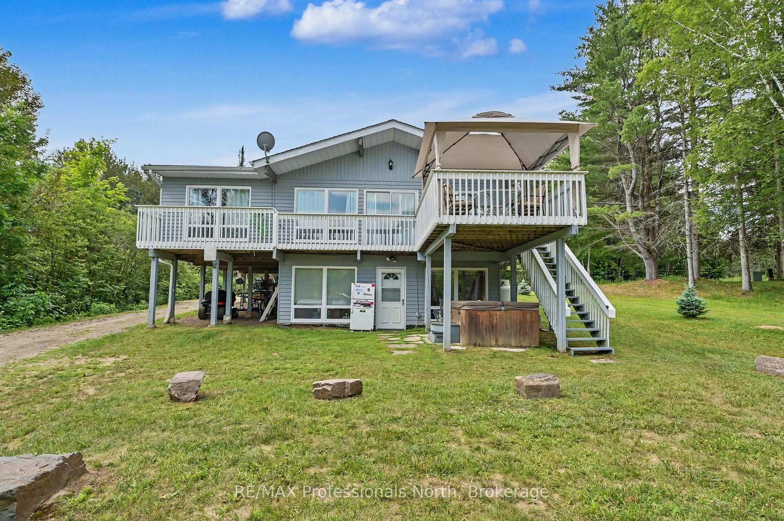 1034 Ablett Court • Algonquin Highlands, ON photo 3